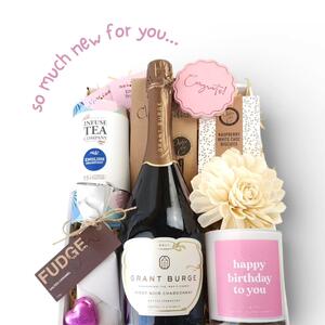 We've been having way too much fun putting these together for you & there are so many reasons to send a gift box. To celebrate, comfort, suprise, energise, apologise...there's always a good reason to make someone smile 😊

Keep checking back for more new 💫