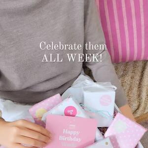 Let the daily gift-giving chaos begin! 😍 7 Days. 7 Gifts!  Our 7-Day Advent Calendar is basically a week-long party in a box - packed beautiful treats to unwrap each day. Why stop at 1 when you can spoil them all week long?
