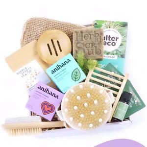 More NEW for you! 
From 'thinking of you' to ' happy birthday' we've put together a whole bunch of new boxes with all the cosy vibes - for every kind of moment ❄️💛

🕯Comfort for when words fall short
🎁 Wintery birthdays
💌 Little pick-me-ups + just because
☕️ Get well boxes that feel like a hug
🖐 Hellos from afar (or next door)
🎨 Plus - create your own,  just how you like it

Whatever your sending - it's all beautifully boxed & ready to deliver across Australia

#wintergifting
#giftboxesaustralia
#createyourowngiftbox
#giftbetterwithboxt