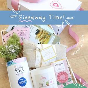To celebrate the launch of our 'GLOW SLOW' gift box we are giving it away! 😊

To win this lovely winter pick me up for you or a friend simply do the following!

- make sure you follow our page
- visit our Winter Warmers range of gift boxes (link in bio)
- comment below with your favourite box from the range
 + share this post or tag a friend for extra chances to win!

Entries close Sunday 20th July 9pm! 

Good luck & stay warm! ❄️💛

#giveaway #glowslow

Same day gift delivery in Perth.
Next day express gift delivery Australia Wide.