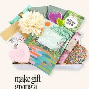 Get your gift giving vibe on and get yourself gift organised for the week ahead! Here are 10 of our fave boxes just to get your creative gift giving ideas flowing!

Birthdays, thank you's, get wells or a sweet surprise - Swipe, save & keep life easy. Gift giving should never be a chore it should always be a vibe!

Same day gift delivery in Perth l Next day gift delivery Aus-wide.

#giftbetterwithboxt 💗
#giftsperth
#gifthampersperth
#gifthampersaustralia