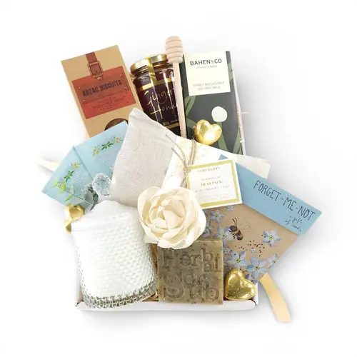 10. Forget Me Not Gift Box thumbnail