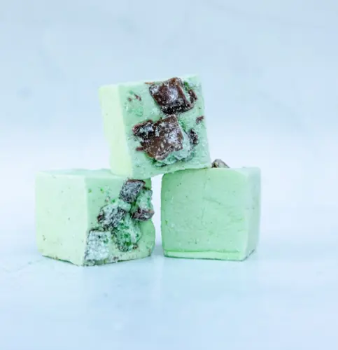 1. Cloudy Confections Mint Chocolate Marshmallows 90g thumbnail