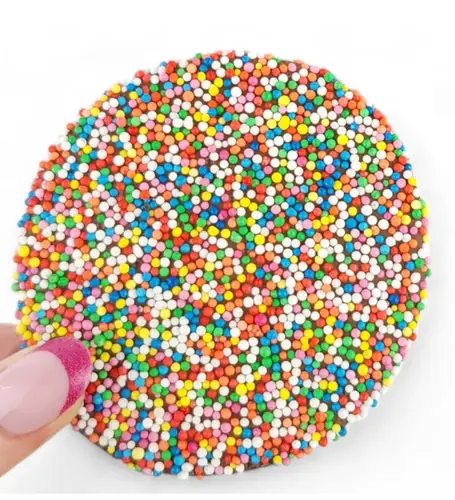 9. Merry & Bright Share Gift Box thumbnail