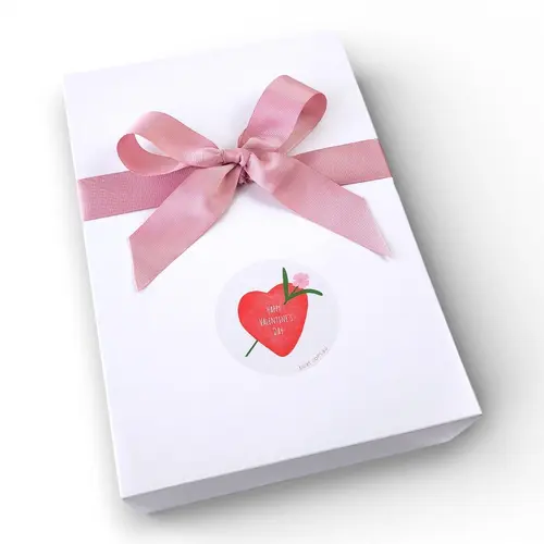10. Cosy Love Gift Box thumbnail