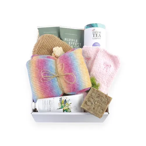 Bundle Up Gift Box thumbnail