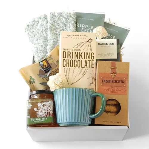 Waiting for Spring Gift Box